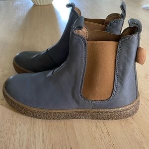 Naturino kids Chelsea boots size 30